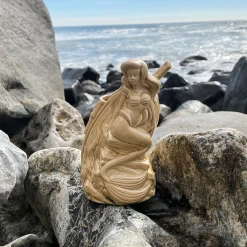 Mondo The Little Mermaid - Ariel Tiki Mug (Sand) 9 Mondo The Little Mermaid - Ariel Tiki Mug (Sand)