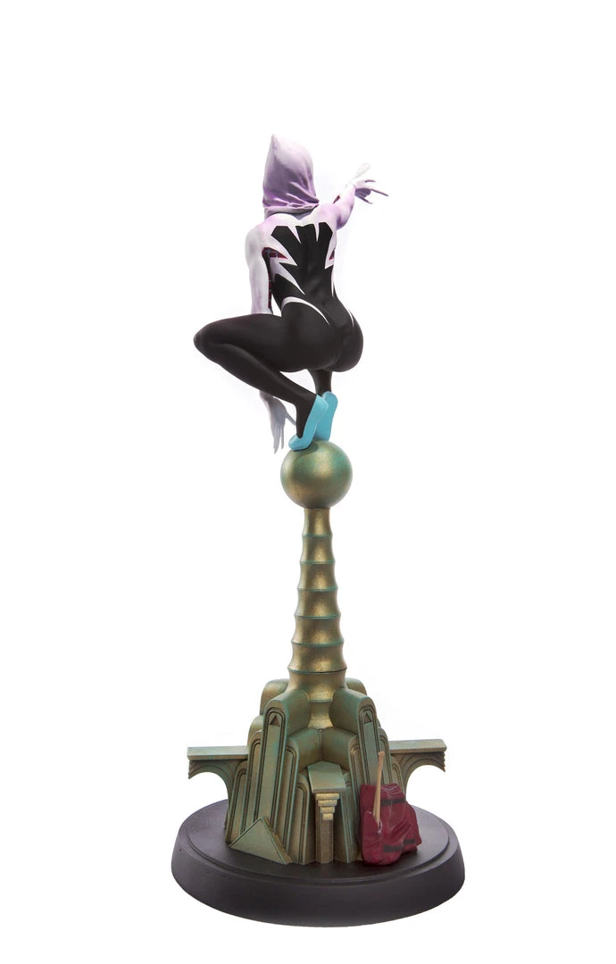 Mondo Spider-Man – Spider-Gwen Statue Exclusive Toys 23 Mondo Spider-Man – Spider-Gwen Statue Exclusive Toys