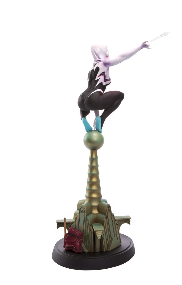 Mondo Spider-Man – Spider-Gwen Statue Exclusive Toys 25 Mondo Spider-Man – Spider-Gwen Statue Exclusive Toys