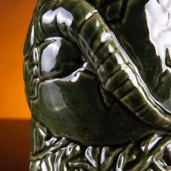 Mondo Jurassic Park – Baby Raptor Tiki Mug (Isla Nublar Variant) 11 Mondo Jurassic Park – Baby Raptor Tiki Mug (Isla Nublar Variant)