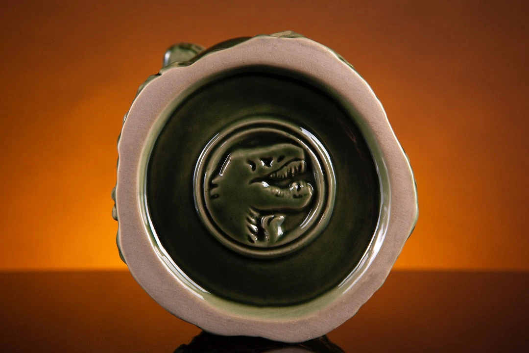 Mondo Jurassic Park – Baby Raptor Tiki Mug (Isla Nublar Variant) Mondo Jurassic Park – Baby Raptor Tiki Mug (Isla Nublar Variant)