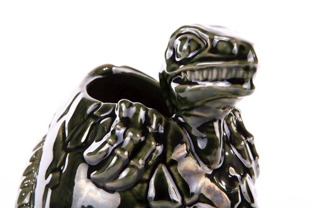 Mondo Jurassic Park – Baby Raptor Tiki Mug (Isla Nublar Variant) Mondo Jurassic Park – Baby Raptor Tiki Mug (Isla Nublar Variant)