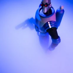 Mondo Toys Batman: The Animated Series - Mr. Freeze 1/6 Scale Figure Exclusive