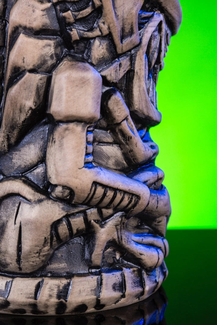 Mondo Tikis Alien Queen Tiki Mug (Xeno Bone Variant) 7 Mondo Tikis Alien Queen Tiki Mug (Xeno Bone Variant)