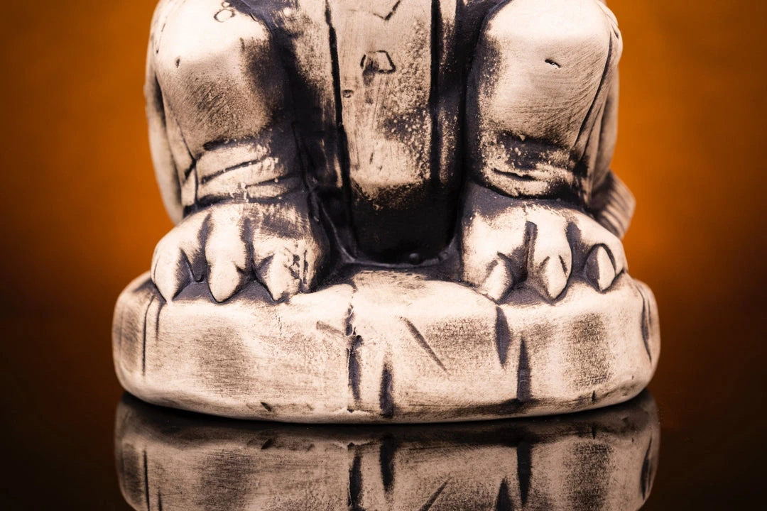 Mondo Jurassic Park – T-Rex Tiki Mug (Bone Variant) 10 Mondo Jurassic Park – T-Rex Tiki Mug (Bone Variant)