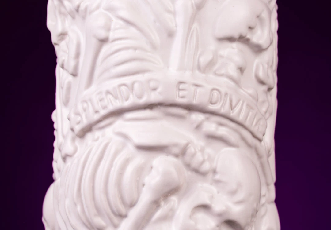 Becky Cloonan Splendor & Riches Designer Series Tiki Mug (Blight Variant) Tikis 6 Becky Cloonan Splendor & Riches Designer Series Tiki Mug (Blight Variant) Tikis