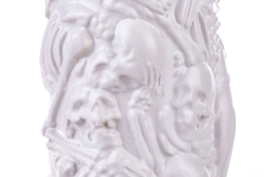 Becky Cloonan Splendor & Riches Designer Series Tiki Mug (Blight Variant) Tikis 10 Becky Cloonan Splendor & Riches Designer Series Tiki Mug (Blight Variant) Tikis