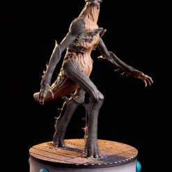 Mondo Colossal Giant Monster Maquette