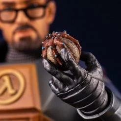 Mondo Half Life – Gordon Freeman 1/6 Scale Figure Toys 60 Mondo Half Life – Gordon Freeman 1/6 Scale Figure Toys