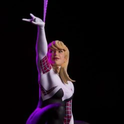 Mondo Spider-Man – Spider-Gwen Statue Exclusive Toys 48 Mondo Spider-Man – Spider-Gwen Statue Exclusive Toys