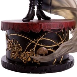 Mondo Castlevania – Alucard Statue (Exclusive) Toys 13 Mondo Castlevania – Alucard Statue (Exclusive) Toys