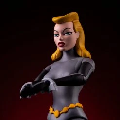 Batman: The Animated Series - Catwoman 1/6 Scale Figure - Mondo Exclusive Toys